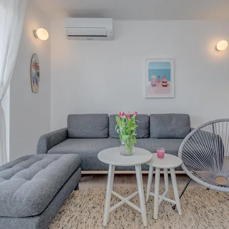 New And Chic Place Near Old Town Of Trogir Exterior photo