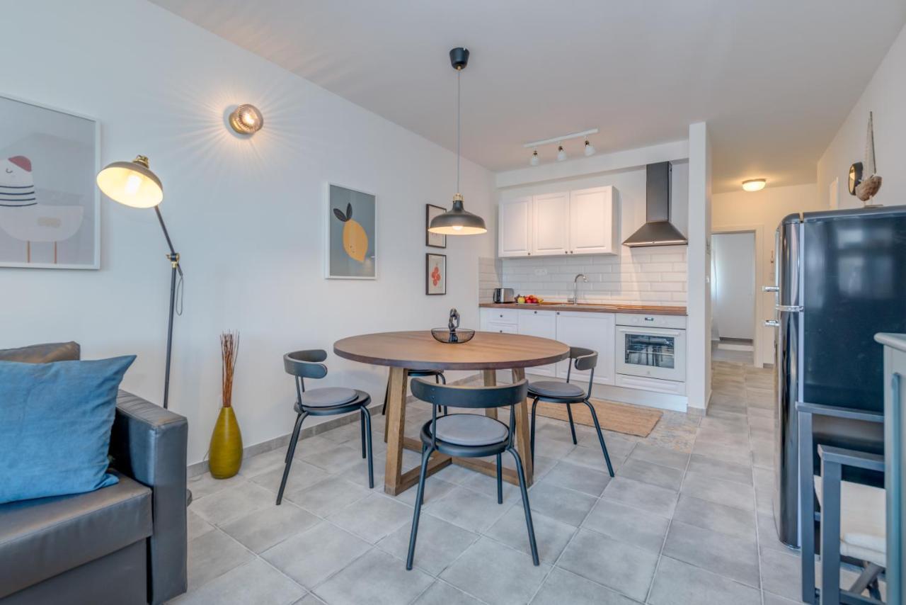 New And Chic Place Near Old Town Of Apartment Trogir