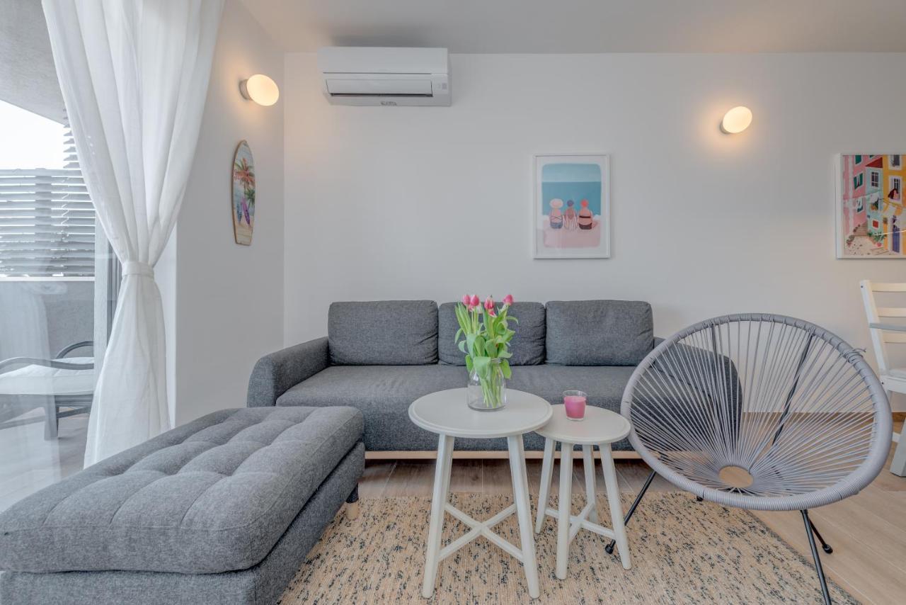 New And Chic Place Near Old Town Of Apartment Trogir