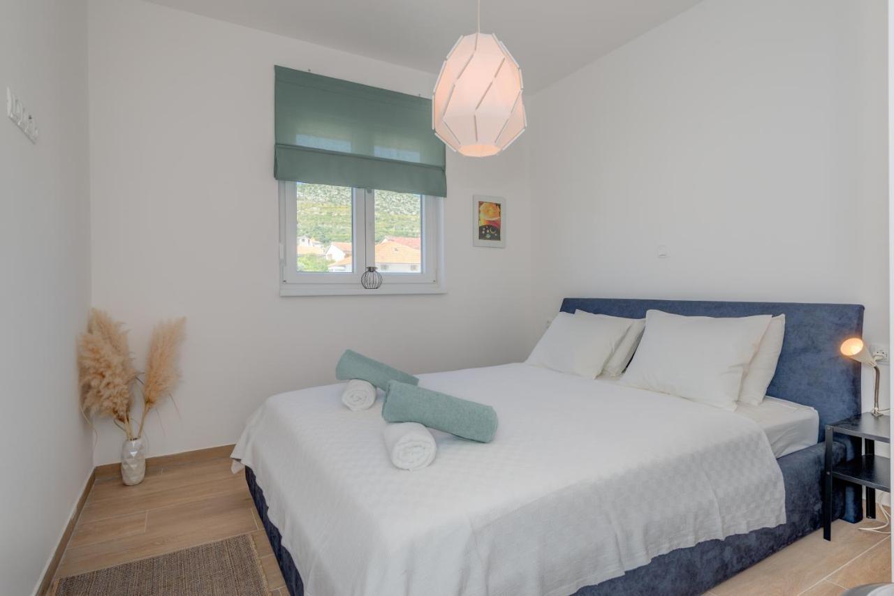 New And Chic Place Near Old Town Of Apartment *